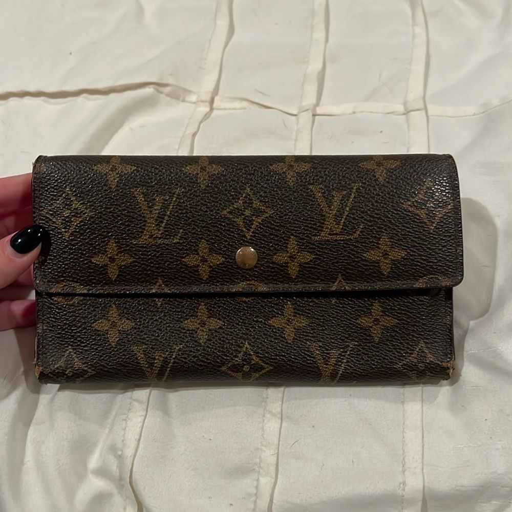 Authentic Louis Vuitton wallet